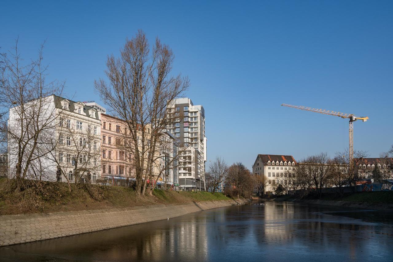 RentPlanet - Odra Tower Appartement Wrocław Buitenkant foto